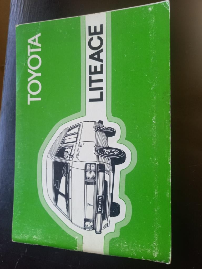 Instruktieboekje TOYOTA LITE ACE  1982 NL, Ophalen of Verzenden