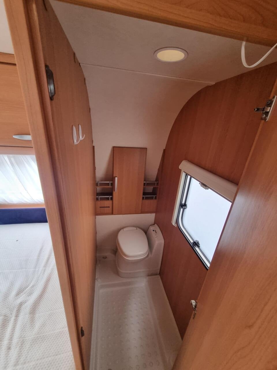 Foto 16 van Knaus sport nl premium line 450 FU MOVER + CASS LUIFEL