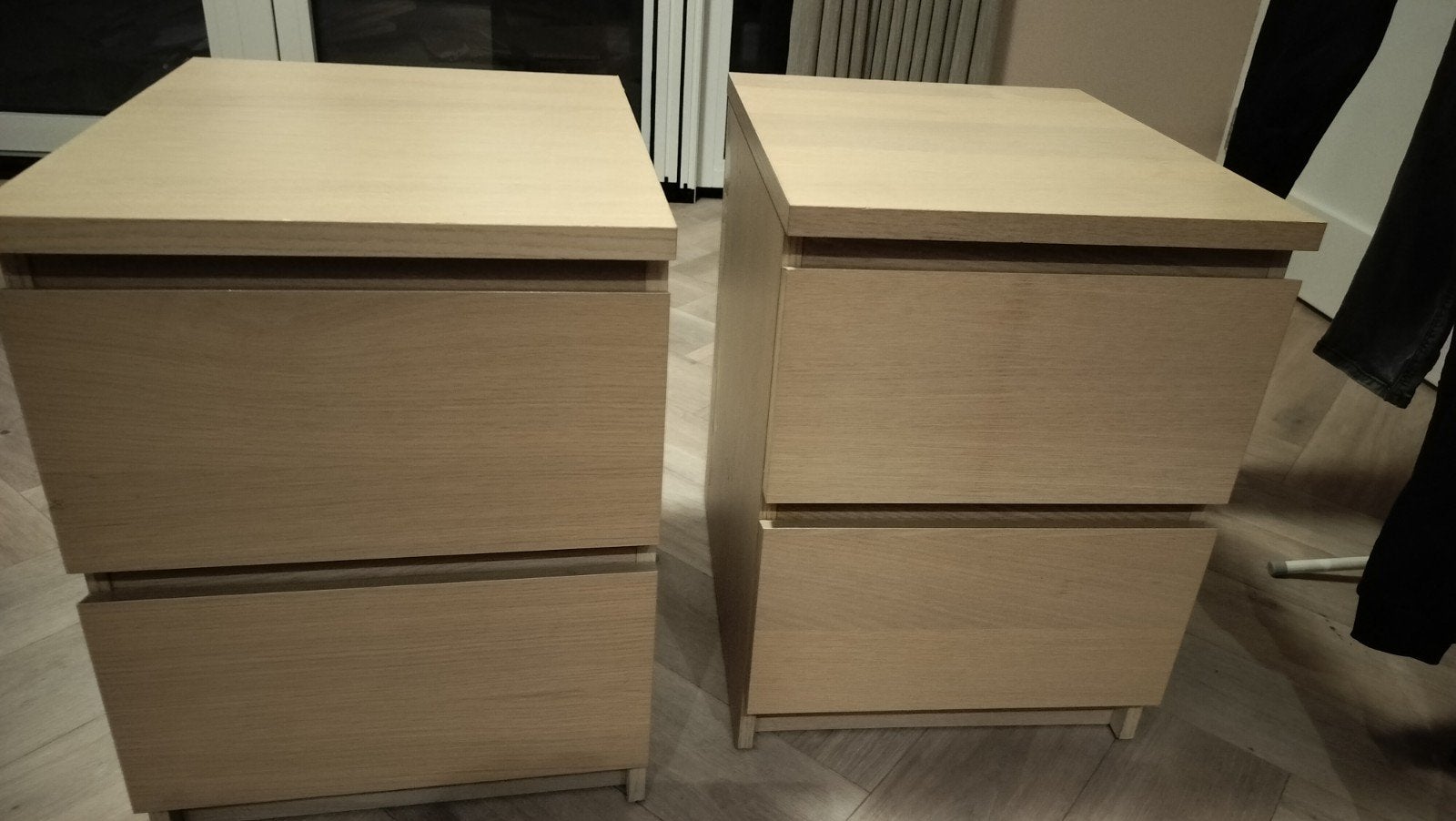 2 Malm nachtkastje eiken, Ophalen, Gebruikt, Minder dan 45 cm, Minder dan 55 cm
