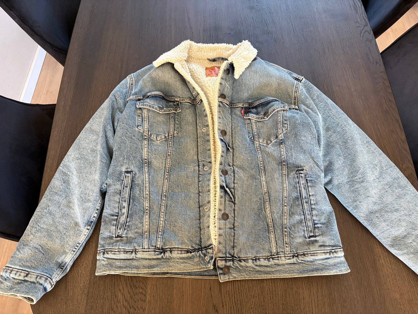 Levi's Sherpa Trucker Jacket - Maat L, Ophalen of Verzenden, Zo goed als nieuw, Maat 52/54 (L), Blauw