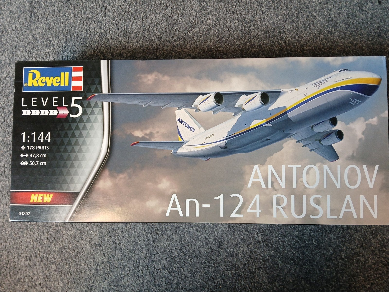 Revell Antonov An-124 Ruslan Modelbouw Vliegtuig 1:144 Nieuw, Hobby en Vrije tijd, Modelbouw | Vliegtuigen en Helikopters, 1:144 tot 1:200
