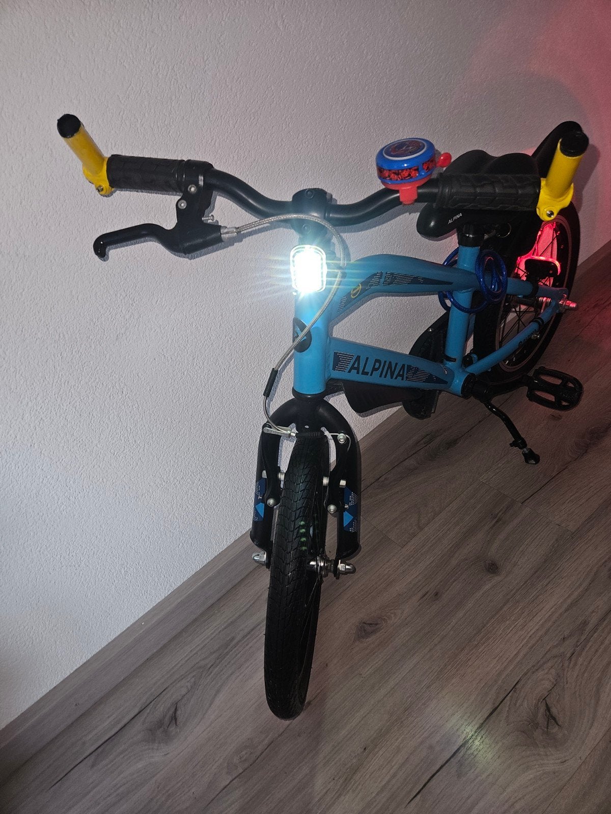 Hele mooie 16inch Alpina Trial+zijwieltjes+slot+ verlichting, Ophalen, Terugtraprem, 16 inch, Alpina Trial