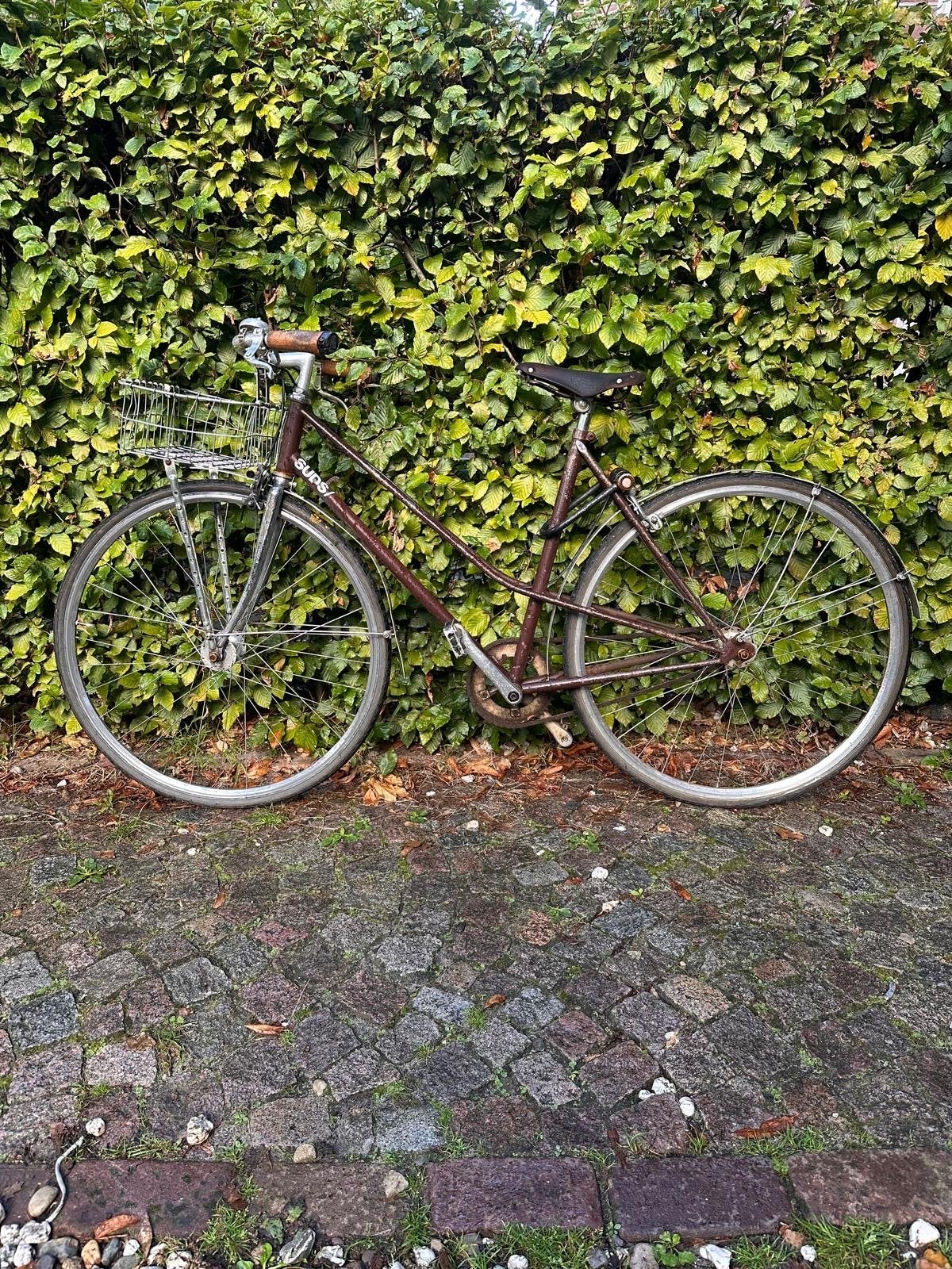 Opgeknapt fietsje met mandje, Fietsen en Brommers, Gebruikt, Velgrem, 50 tot 53 cm, Ophalen