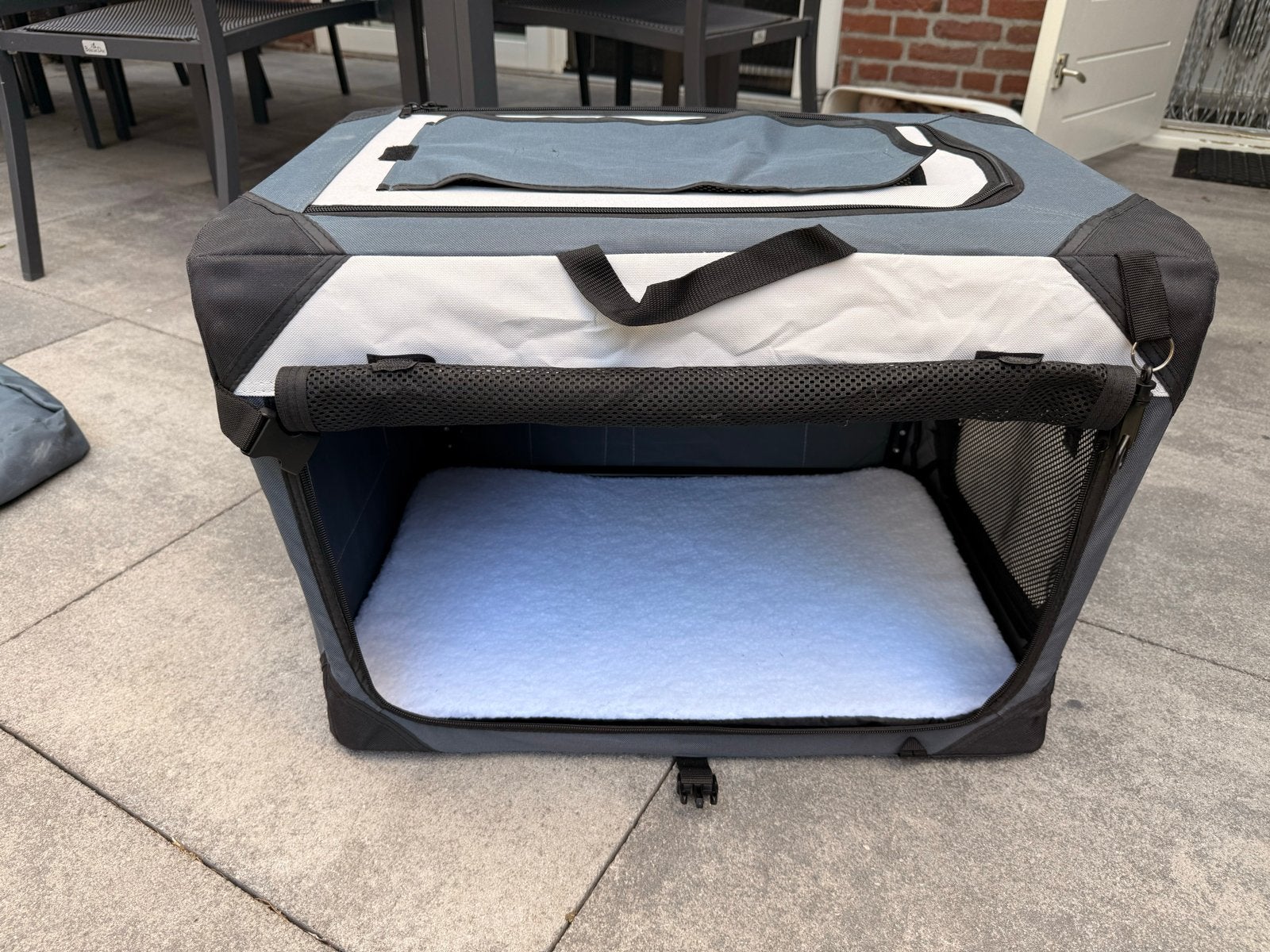 Te Koop: (reis)  Bench voor de hond, Dieren en Toebehoren, Ophalen, Zo goed als nieuw