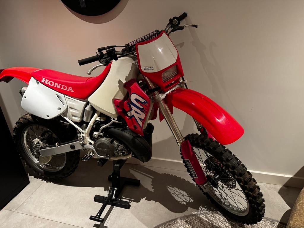 Honda CR 250 enduro bouwjaar 1992, Fietsen en Brommers, Ophalen, Nieuw