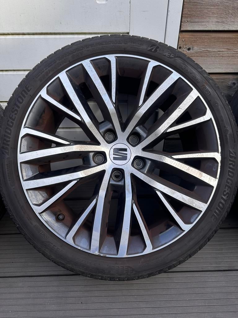 Originele Seat Cupra/Leon FR 18 inch velgen zomerbanden., 18 inch, Banden en Velgen, Ophalen of Verzenden, Personenwagen