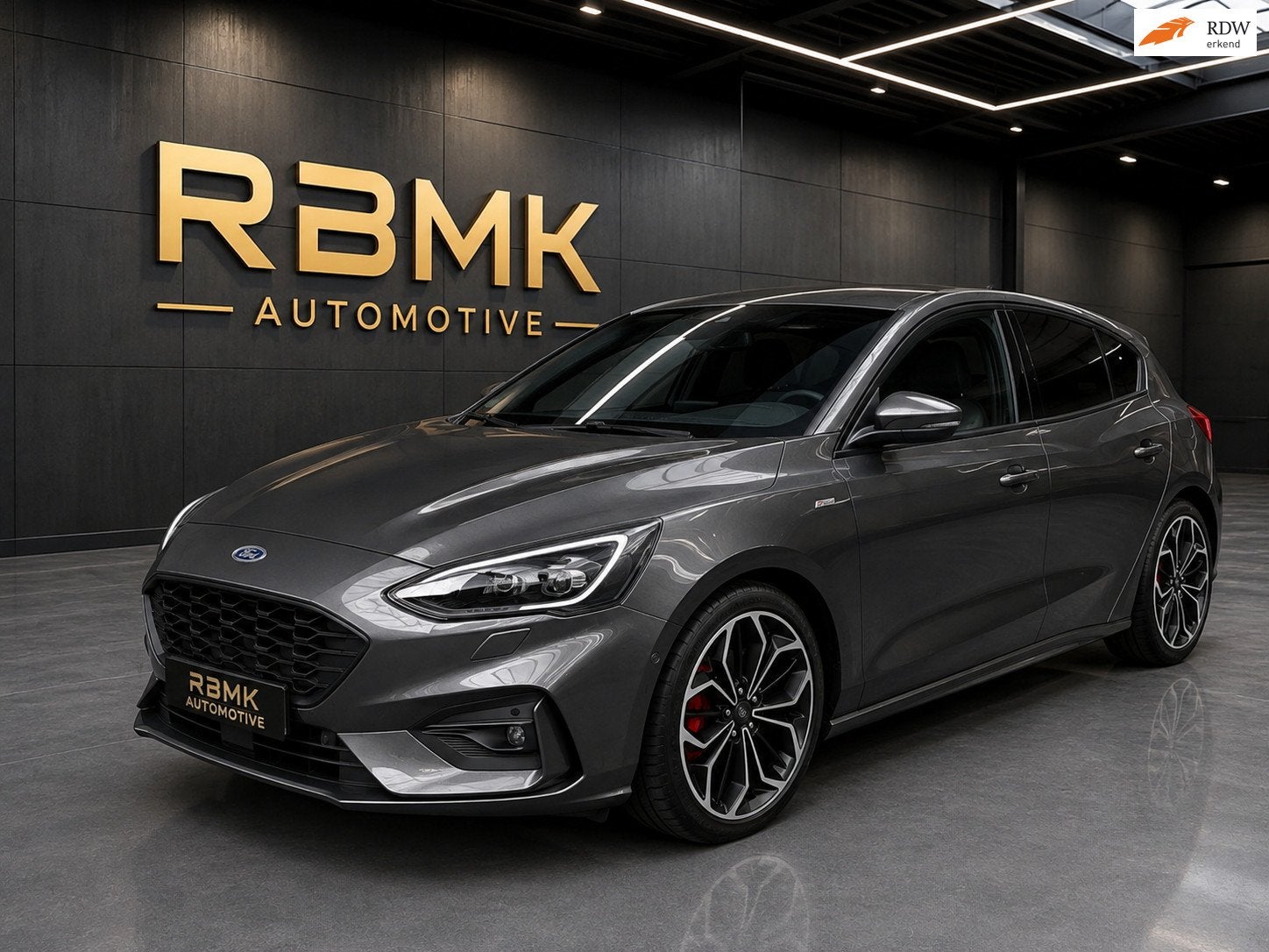 Ford Focus 1.5 EcoBoost ST Line Business |182PK, Stof, Zwart, Lichtsensor, Bedrijf