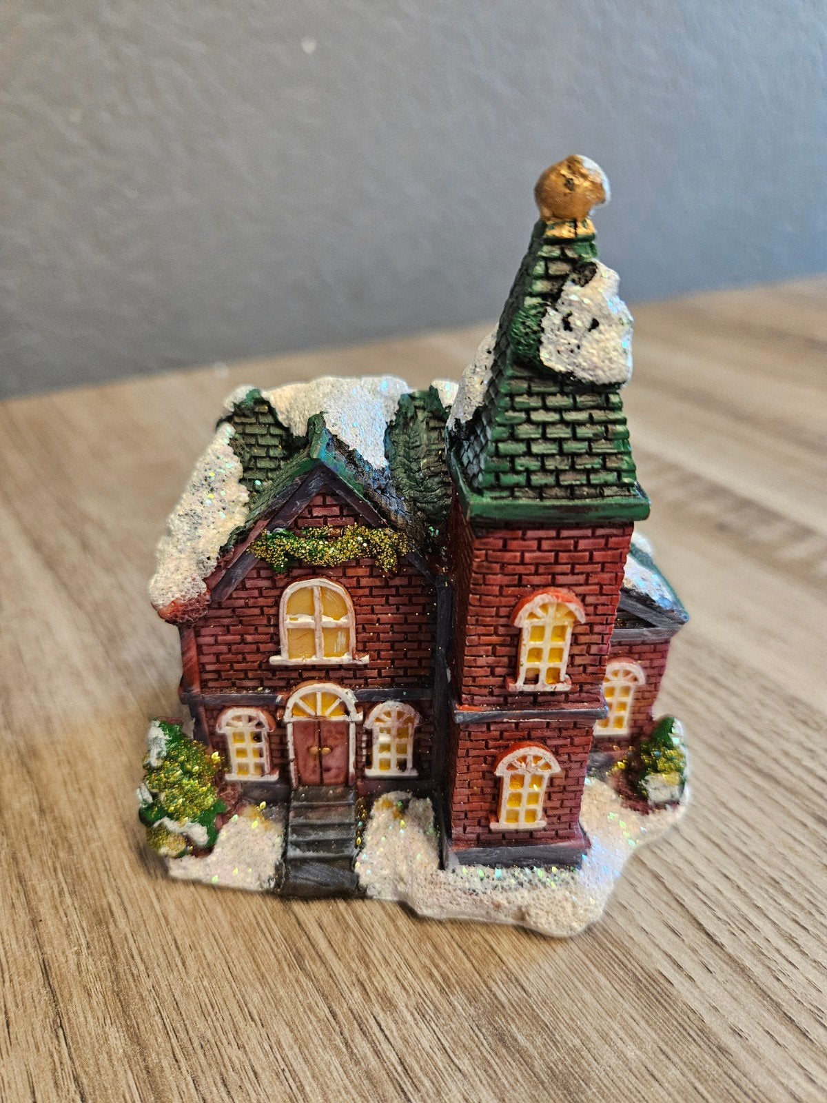 Kerst huisje - kerkje - kerstdorp, Ophalen of Verzenden, Zo goed als nieuw
