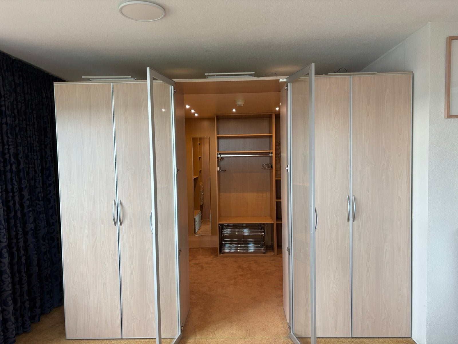 Inloopkast. Kan als 1 geheel maar ook op te delen, Huis en Inrichting, Kasten | Kledingkasten, Ophalen, 25 tot 50 cm, 200 cm of meer