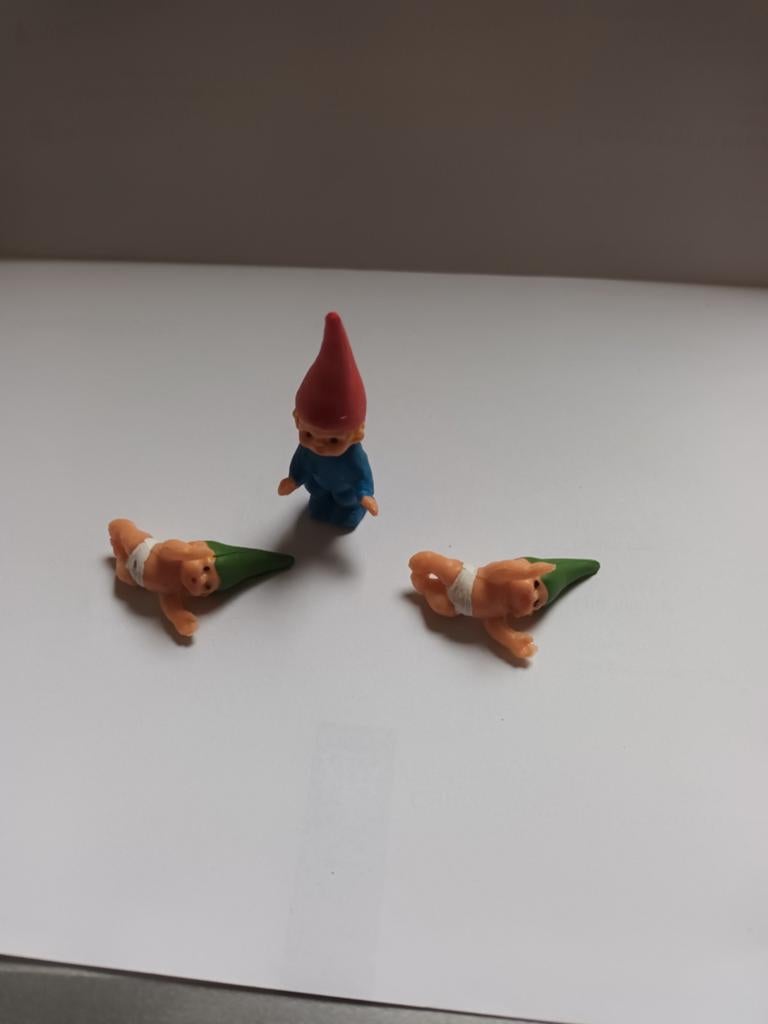 David de Kabouter met kindjes en baby's beeldjes, Verzamelen, Ophalen of Verzenden, Gebruikt