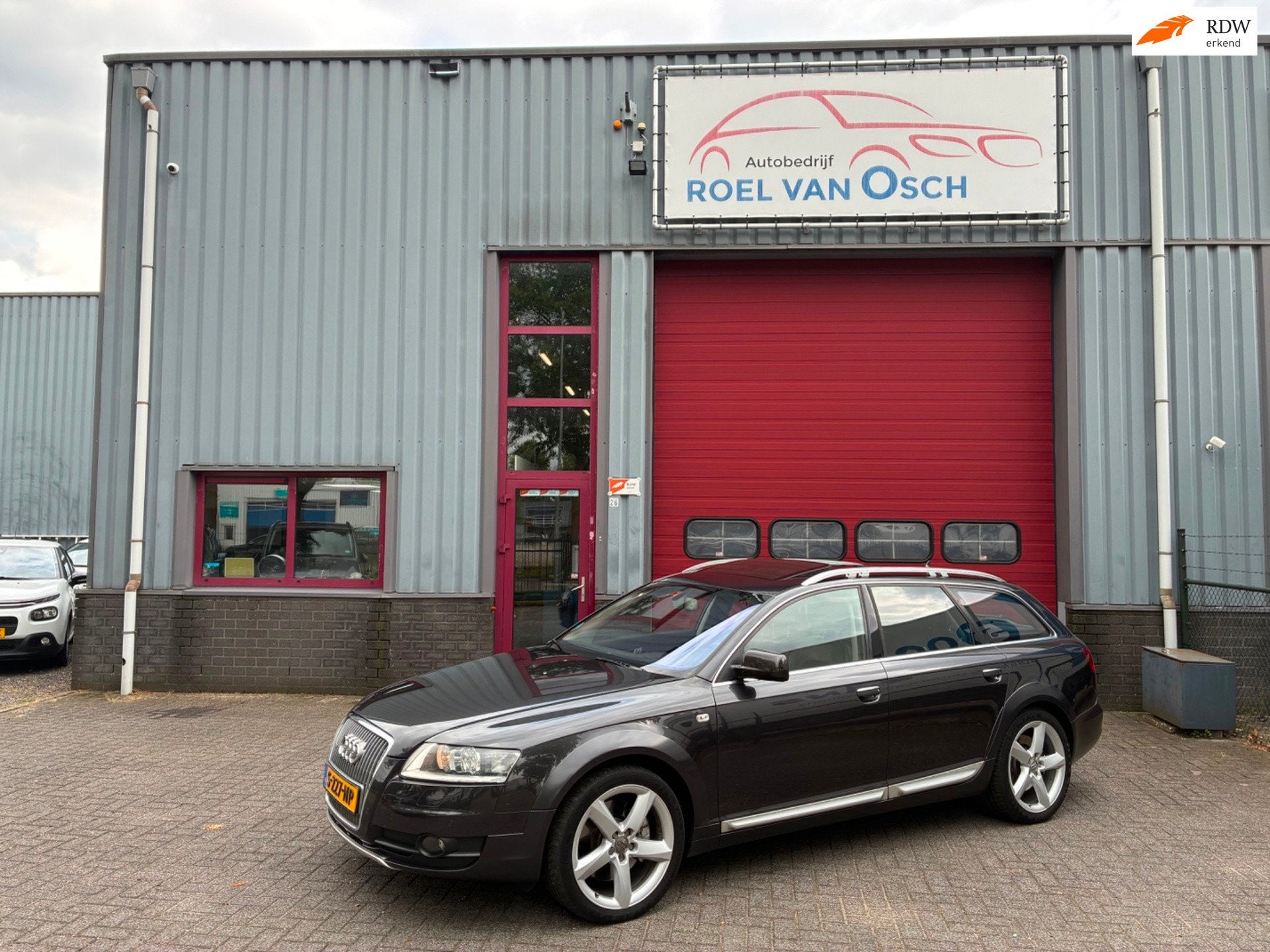 Audi A6 allroad quattro 4.2 FSI V8 350pk, full options!Deale, Auto's, Audi, Automaat, Gebruikt, Zwart, Vierwielaandrijving