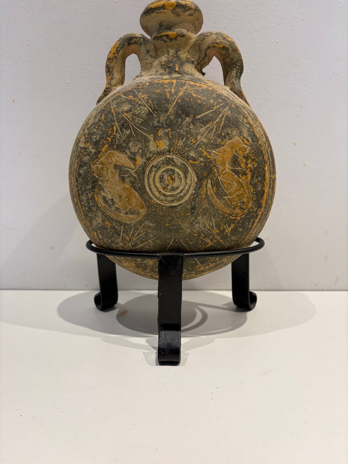 Antieke Romeinse amfora met decoratieve handvatten, Ophalen of Verzenden