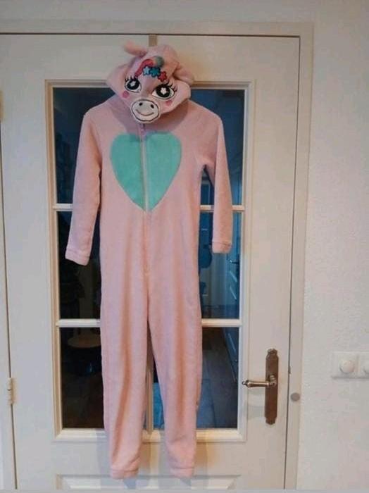 Unicorn onesie maat 110/116, Kinderen en Baby's, Carnavalskleding en Verkleedspullen, Ophalen of Verzenden, Zo goed als nieuw