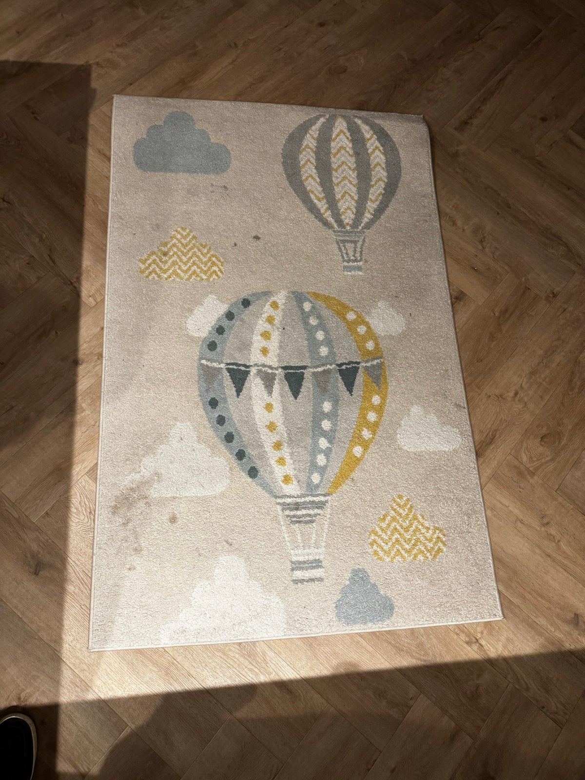 Vloerkleed 'Ballon Ride' 100x160 cm, Ophalen, Gebruikt, 100 tot 150 cm, Beige