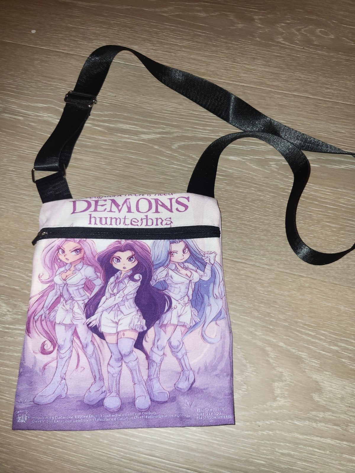 Schoudertasje met Anime Print - Demons Hunter, Ophalen of Verzenden, Nieuw, Paars, Schoudertasje