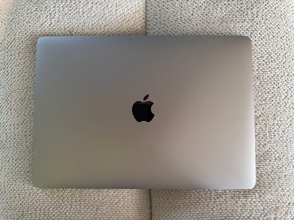 Apple MacBook Pro 13 inch - Zo goed als nieuw, Qwerty, 8 GB, 13 inch, Zo goed als nieuw