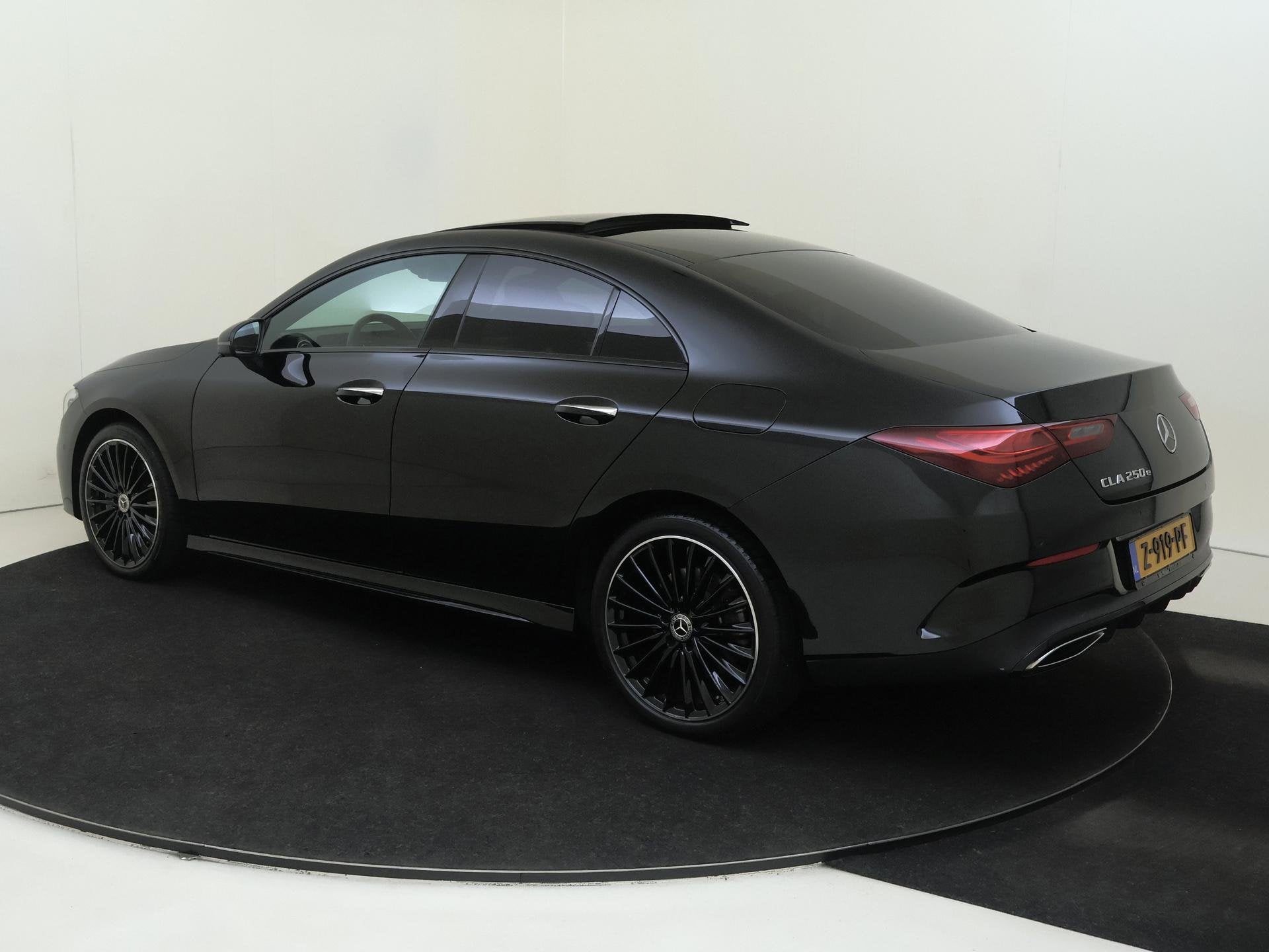 Mercedes-Benz CLA-klasse 250 e Star Edition AMG Line Plus Pa, Auto's, CLA, Gebruikt, 4 cilinders, 16 kWh