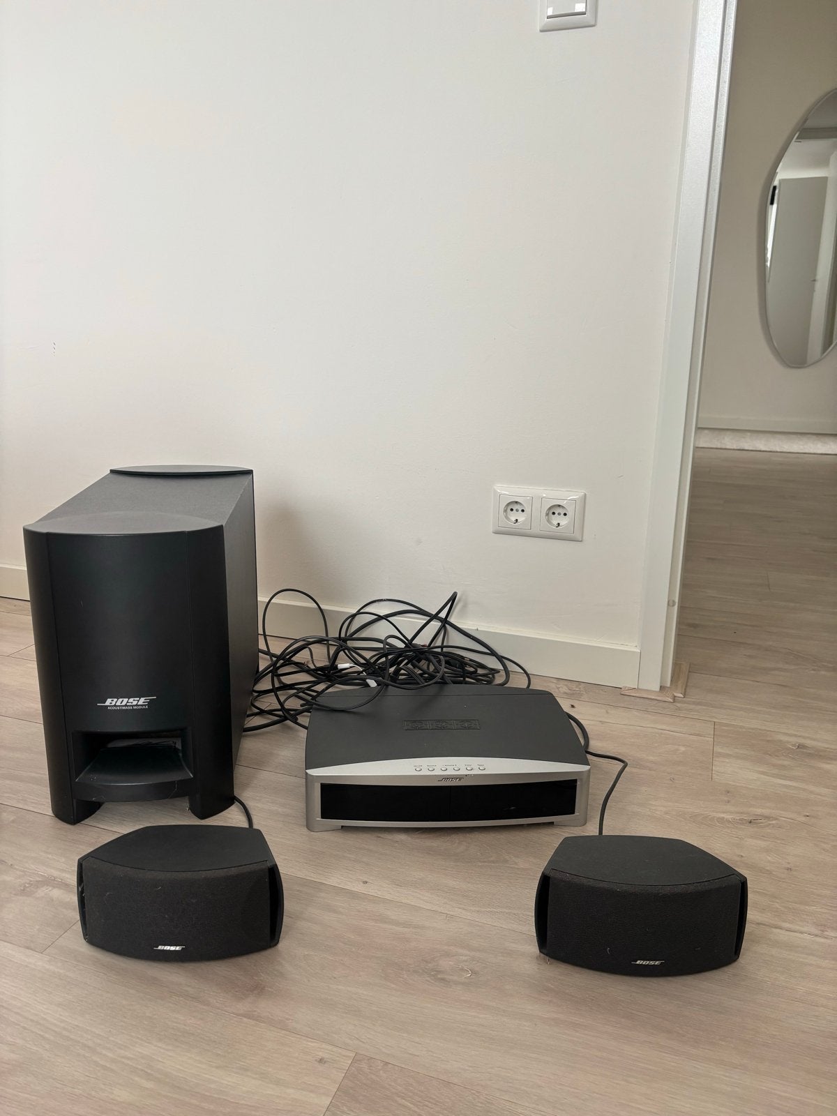 Bose Lifestyle AV3-2-1 | Media Center Home Cinema Set, Gebruikt, 2.1-systeem, 70 watt of meer, Dvd-speler