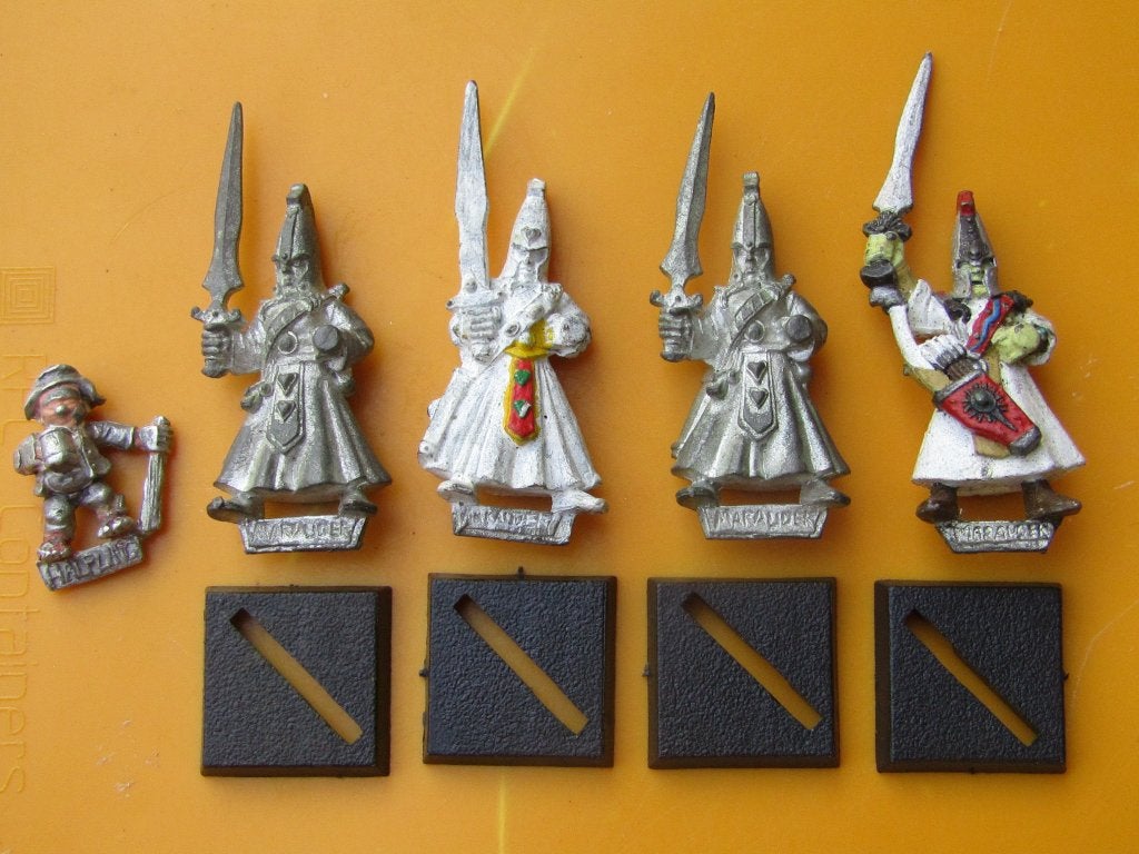 High Elf Shadow Warriors, Met verf, Gebruikt, Verzenden, Figuurtje(s)