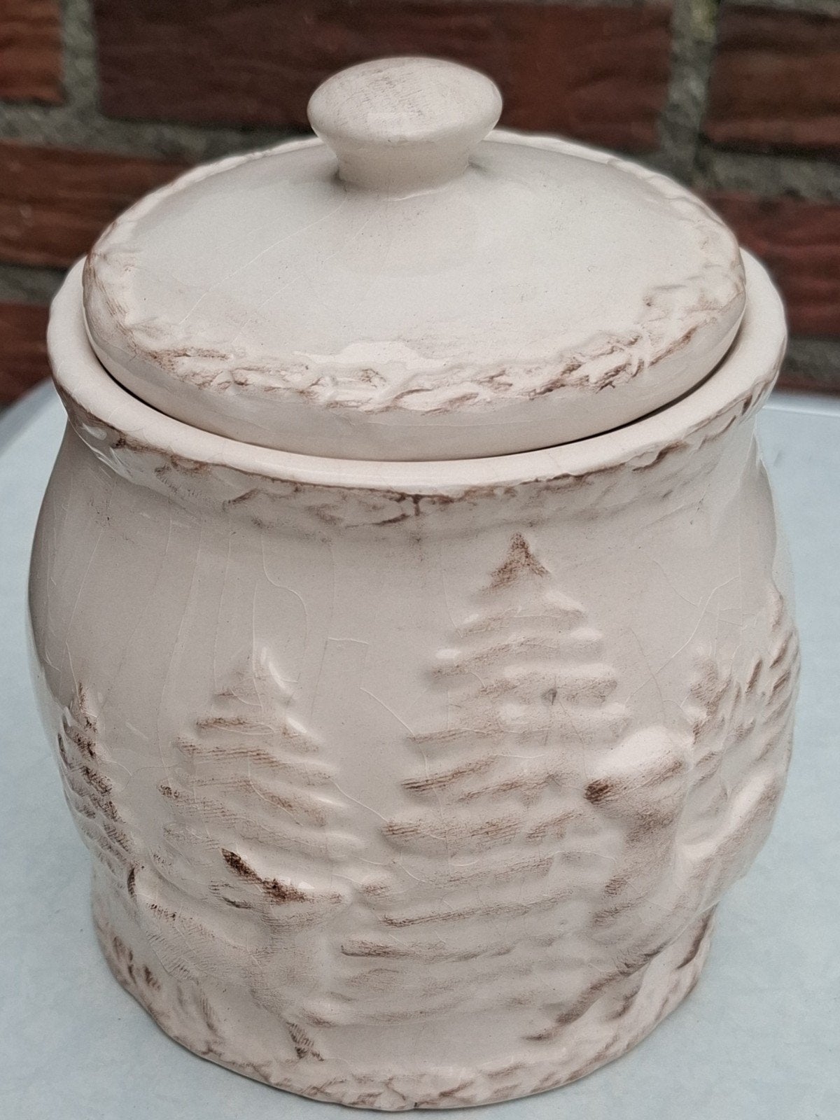 Keramische dekselpot met winterse decoratie, Antiek en Kunst, Ophalen of Verzenden
