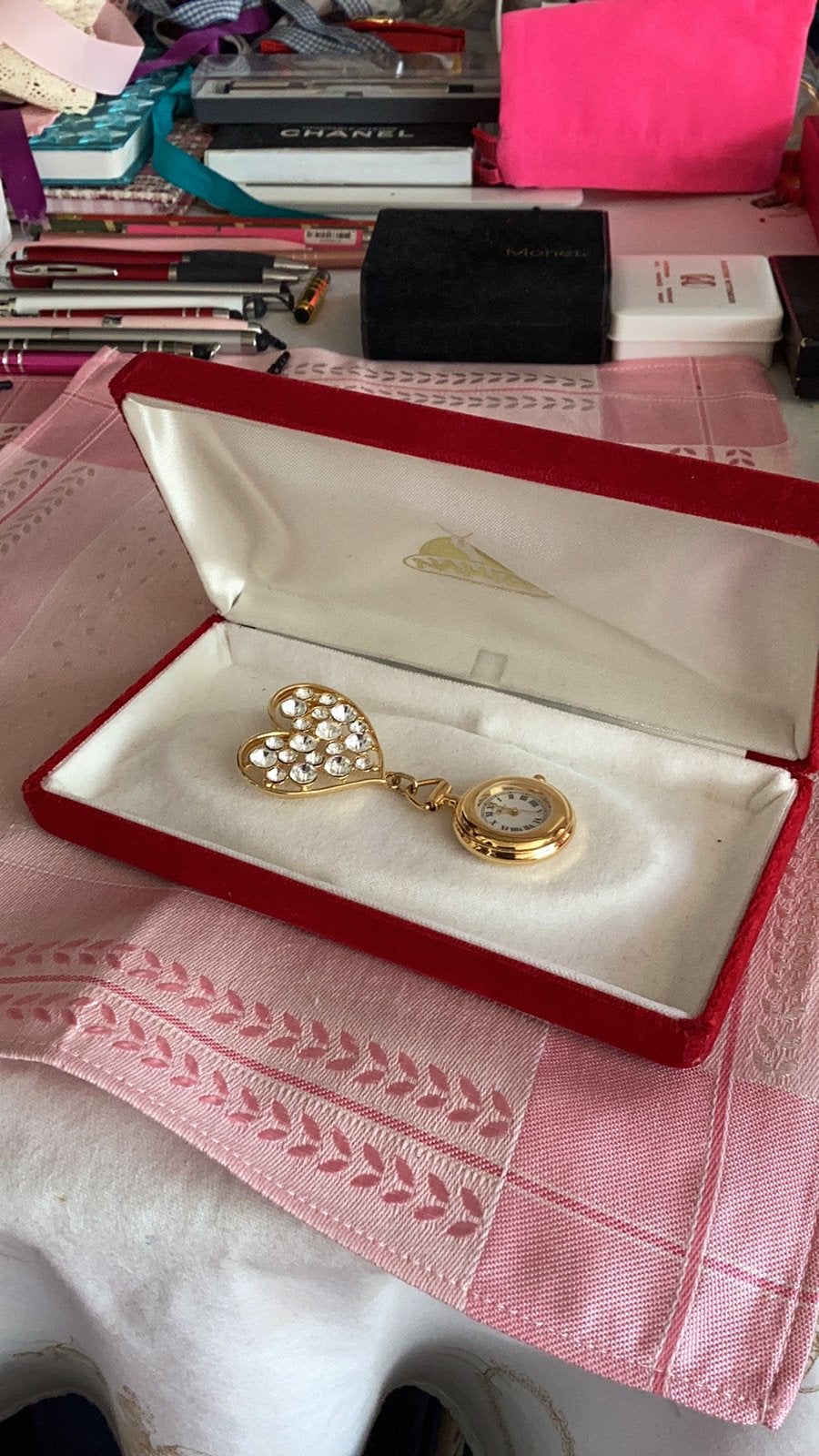 Broches horloge, Verzenden, Zo goed als nieuw
