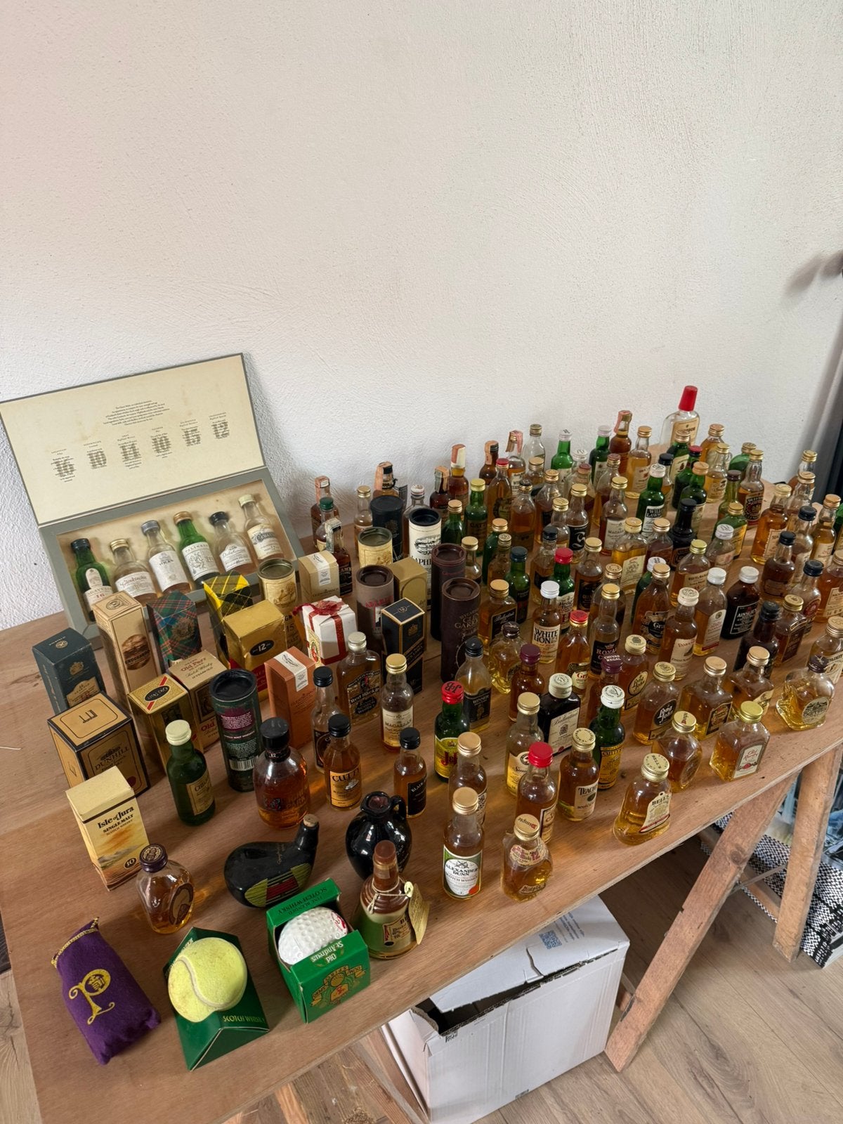 Collectie 150+ whiskey miniaturen - ongeopende flesjes, Ophalen