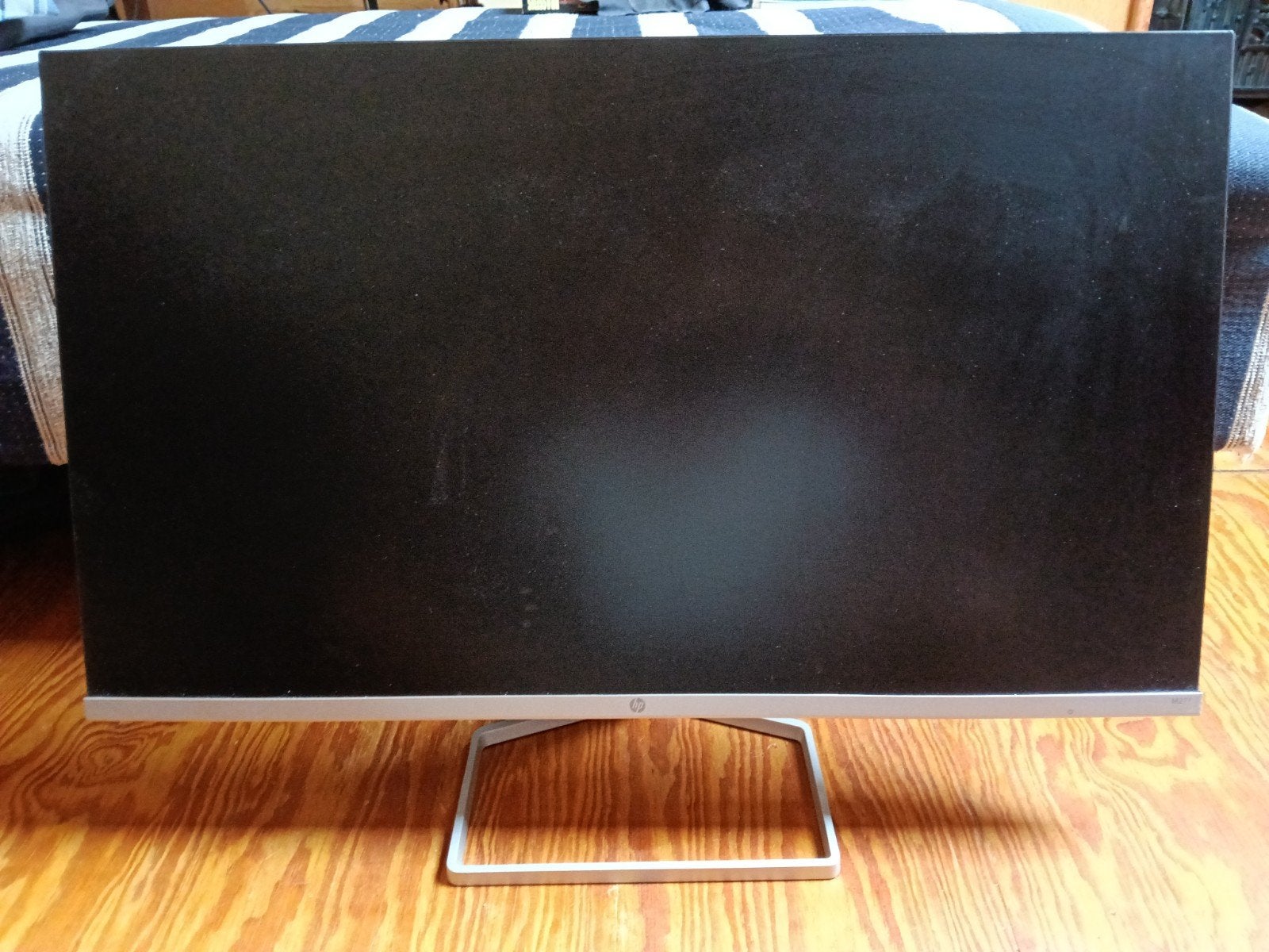 HP monitor - Zwart met zilveren standaard, Computers en Software, Monitoren, Ophalen, IPS, Full HD, Zo goed als nieuw