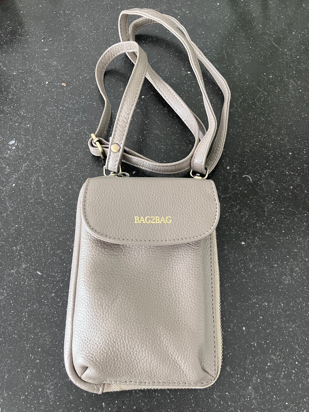 Bag2bag telefoon tasje, Ophalen of Verzenden, Nieuw, Beige
