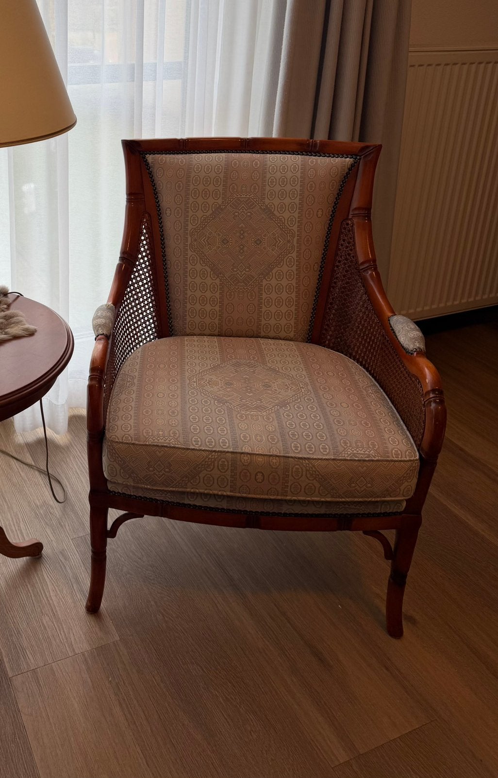 Rotan webbing stoel, Ophalen
