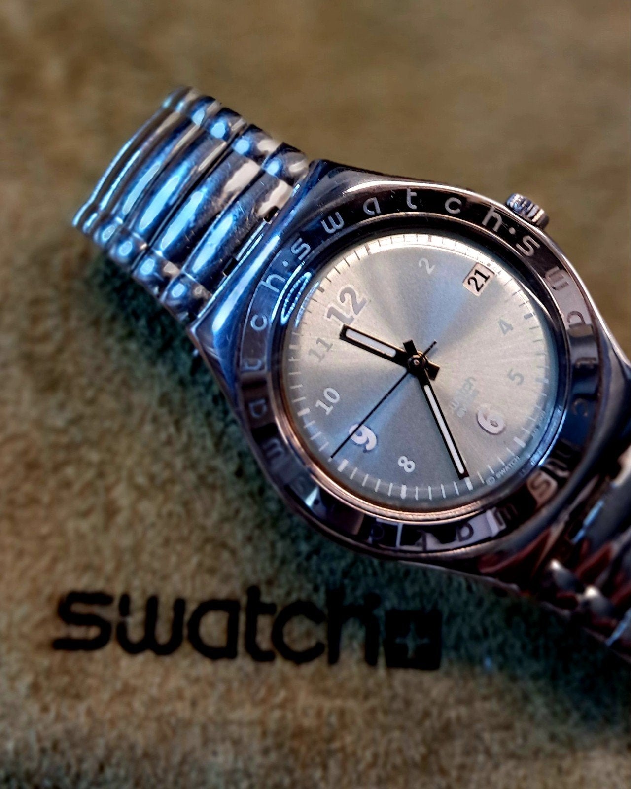 Mooie Swatch Irony Dameshorloge 30mm, Sieraden, Tassen en Uiterlijk, Horloges | Dames, Ophalen, Staal, Staal, Polshorloge
