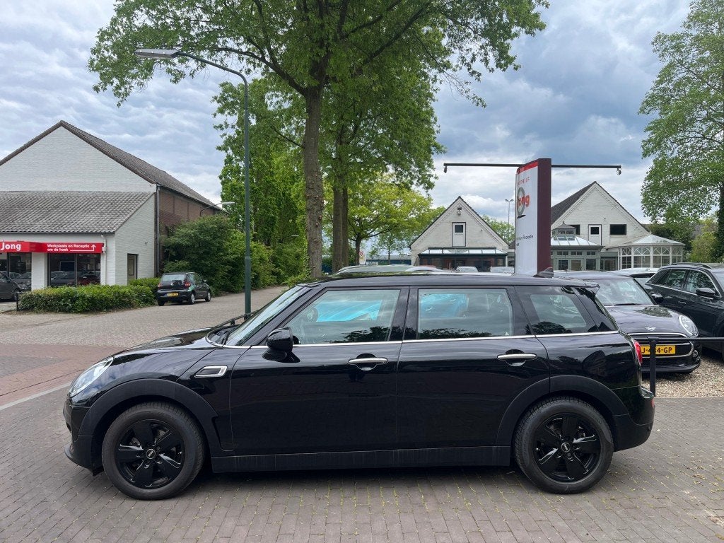 Mini CLUBMAN 1.5 ONE SALT BUSINESS / NAVI / BLUETOOTH / CRUI, Voorwielaandrijving, Zwart, Handgeschakeld, 3 cilinders