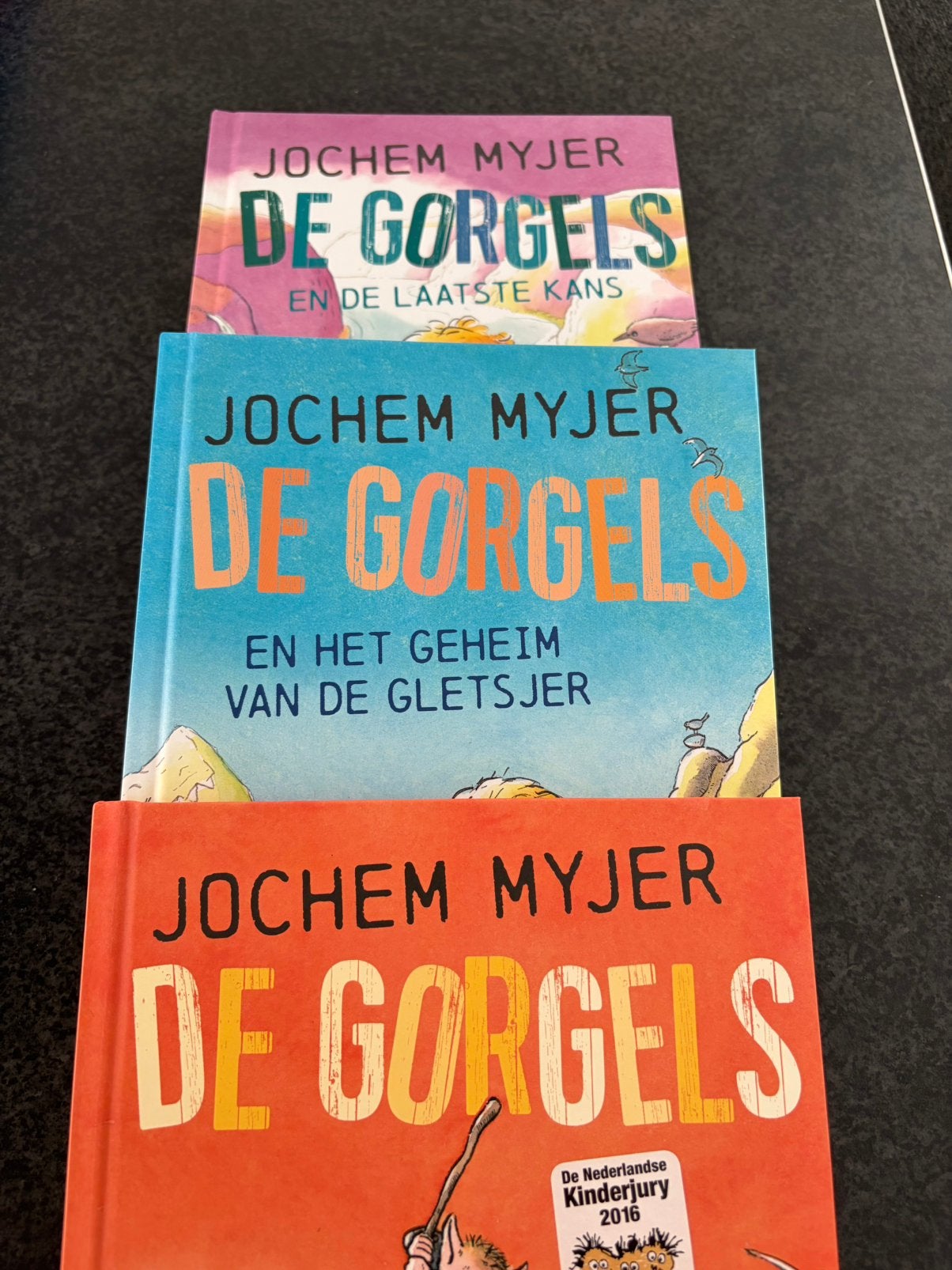 De Gorgels - Deel 1 en 2, Boeken, Ophalen of Verzenden, Zo goed als nieuw, Fictie algemeen