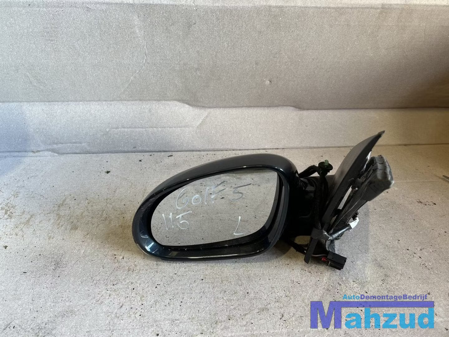VW GOLF 5 LC5F Links spiegel buitenspiegel 2004-2009, Auto-onderdelen, Gebruikt, Volkswagen, Volkswagen AG, Berliner Ring 2
38440  Wolfsburg, DE