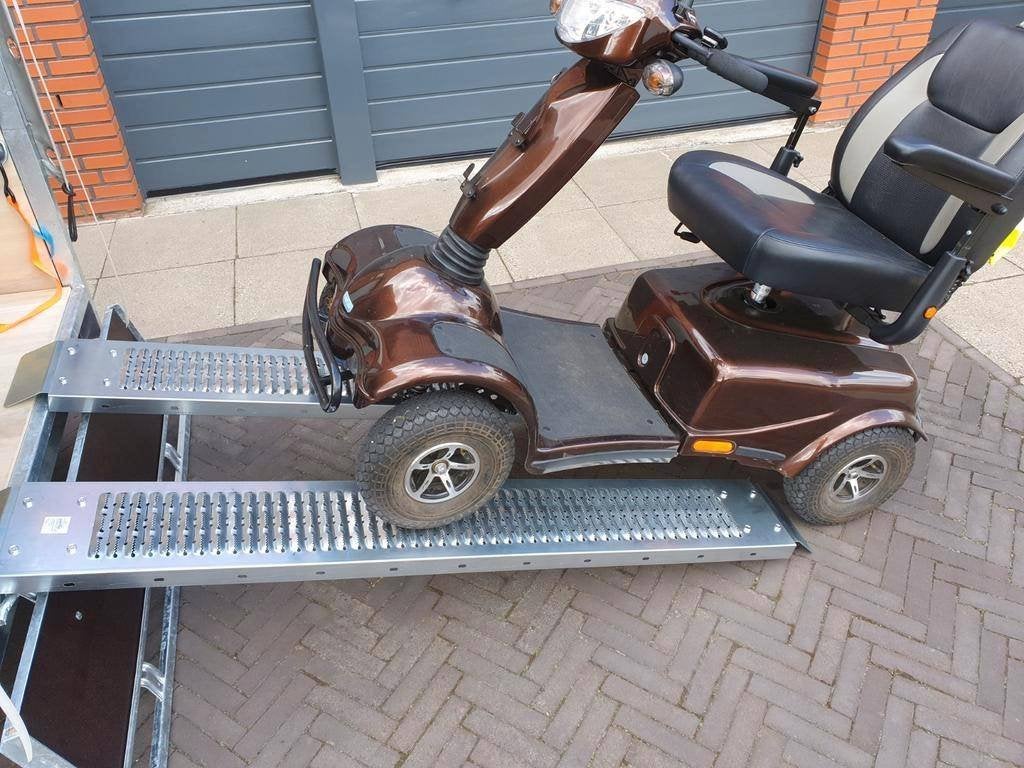 oprijplaten vaste of opvouwbare totaal 180 cm, Diversen, Rolstoelen, Ophalen, Nieuw, Elektrische rolstoel