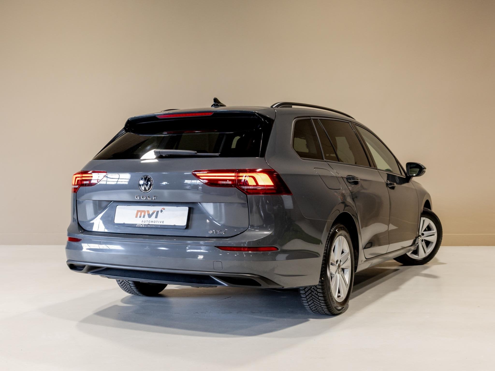 Volkswagen Golf Variant 1.5 eTSI Life Edition / 150pk / Stoe, Stof, 4 cilinders, Origineel Nederlands, 19 km/l