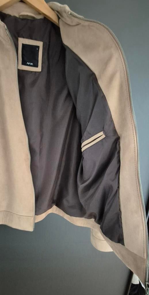 Avva suede jas M (ongedragen), Ophalen of Verzenden, Nieuw