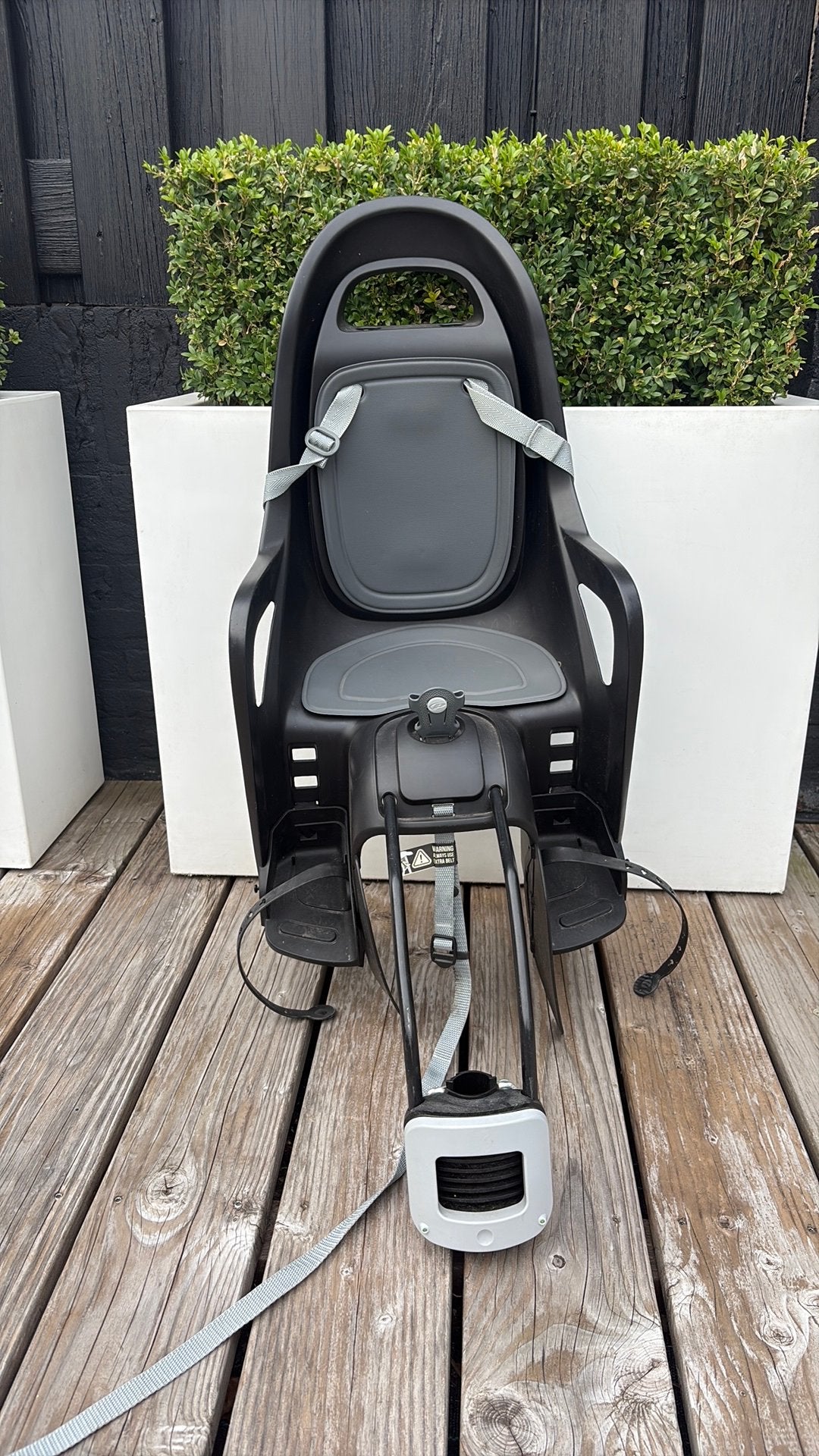 Polisport fietsstoel voor achterop, Ophalen, Achterzitje, Voetsteuntjes, 9 t/m 18 kg