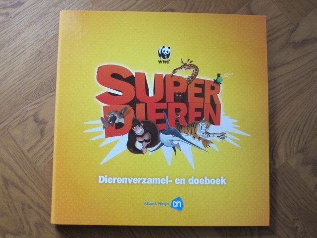 Dierenverzamelboek ‘De uitblinkers van het dierenrijk’, Boeken, Fictie algemeen, Ophalen of Verzenden, Onbekend, Gelezen