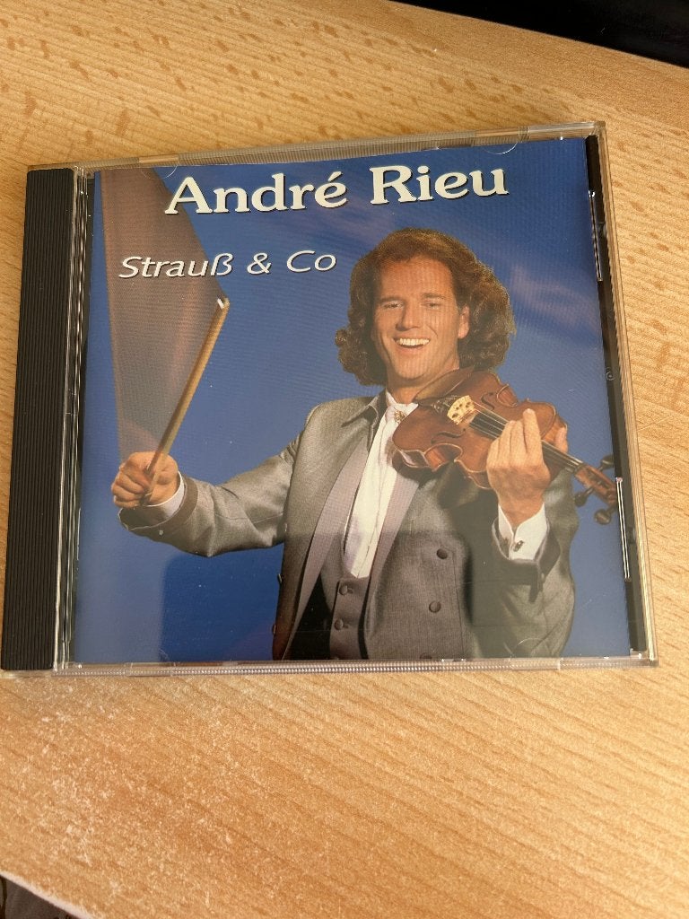 Andre Rieu Strauss & Co, Ophalen of Verzenden, Romantiek, Zo goed als nieuw, Orkest of Ballet