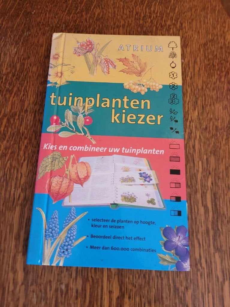 boek Atrium, tuinplanten kiezer & kamerplanten expert, Boeken, Ophalen of Verzenden, Zo goed als nieuw