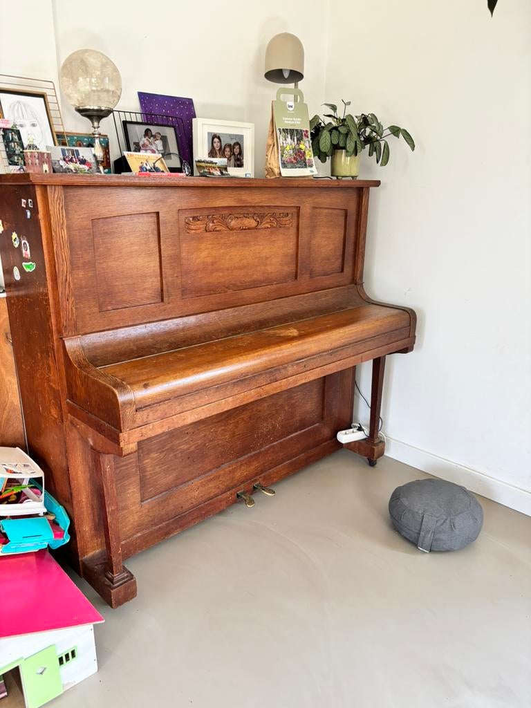 Gerbstadt piano, Muziek en Instrumenten, Piano's, Ophalen of Verzenden, Gebruikt, Bruin, Piano