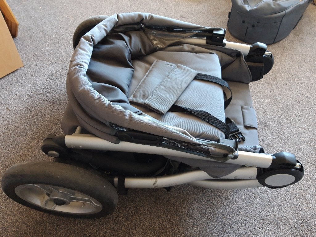 kinder-/wandelwagen Mutsy, Ophalen, Gebruikt, Luchtbanden, Combiwagen