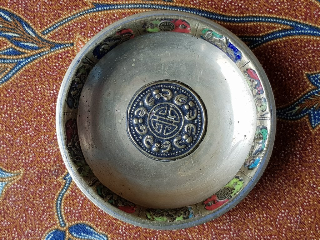 Mooi antiek Chinees schaaltje van koper en emaille 8,9 cm., Ophalen of Verzenden