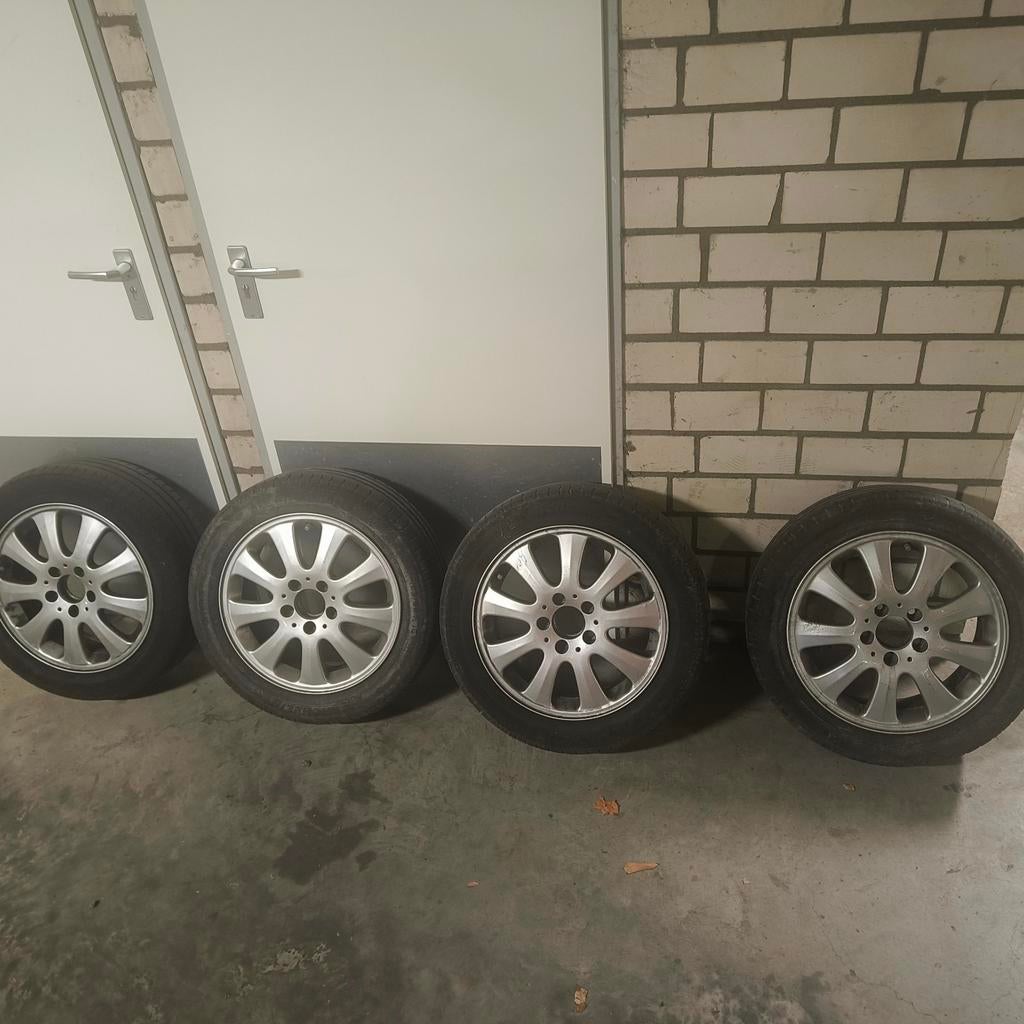 Mercedes LM velgen incl zomerbanden + 4x banden voor oa Aygo, Ophalen, Velg(en), 16 inch, 195 mm