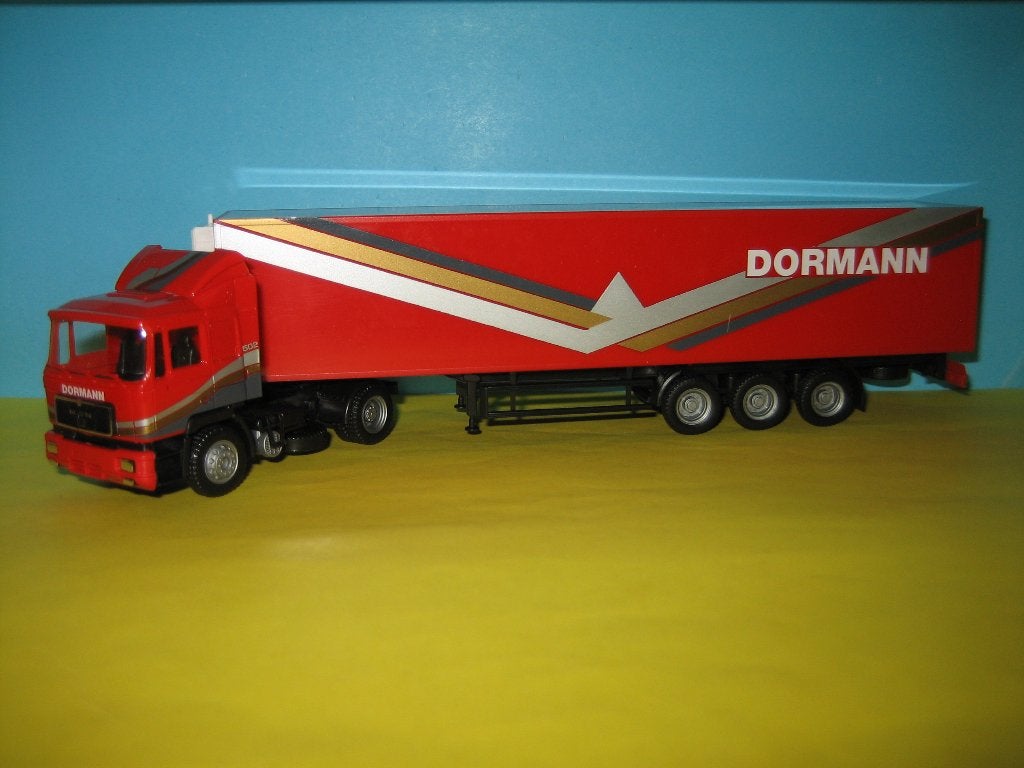Dormann  MAN  met oplegger  Herpa, Ophalen of Verzenden, Zo goed als nieuw, Bus of Vrachtwagen, Herpa