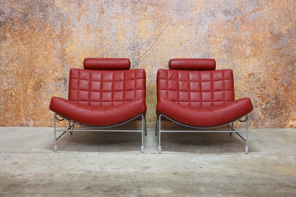 Als NIEUW! rode leren Leolux Volare design fauteuil