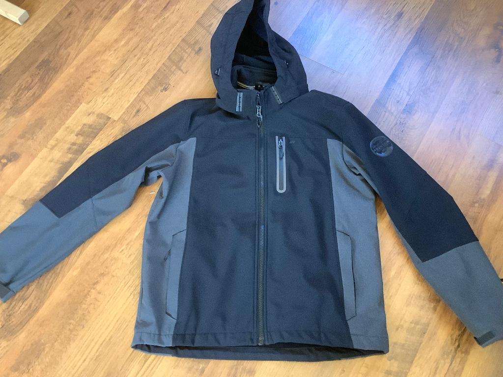 Heren outdoorjas, Maat 52/54 (L), Zwart, Ophalen of Verzenden, Zo goed als nieuw