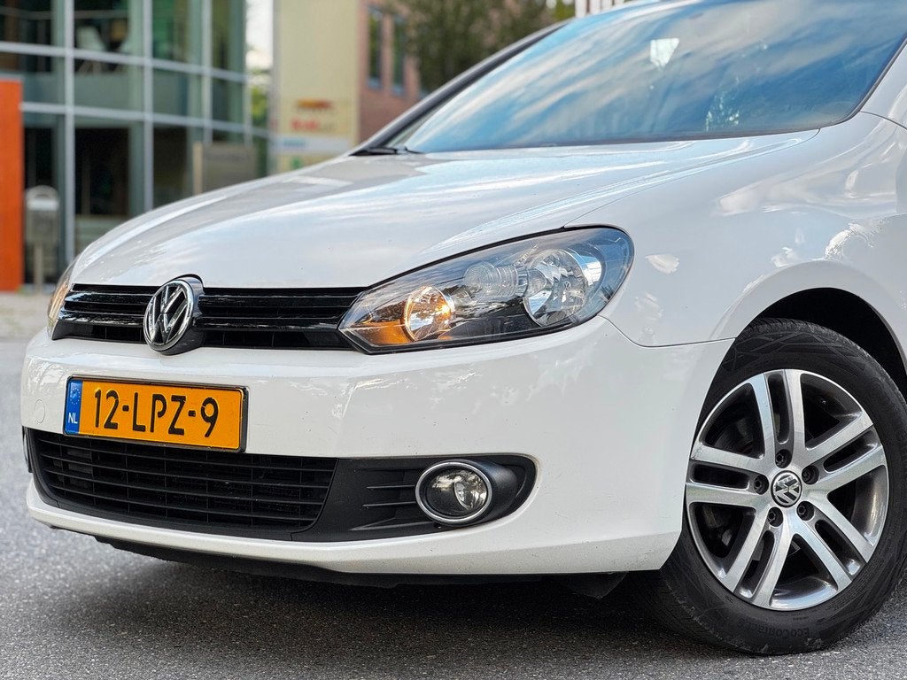 Volkswagen Golf 1.2 TSI Tour|NAVI|TREKHAAK|6BAK|AIRCO|ELEKRA, Euro 5, Gebruikt, 4 cilinders, 610 kg