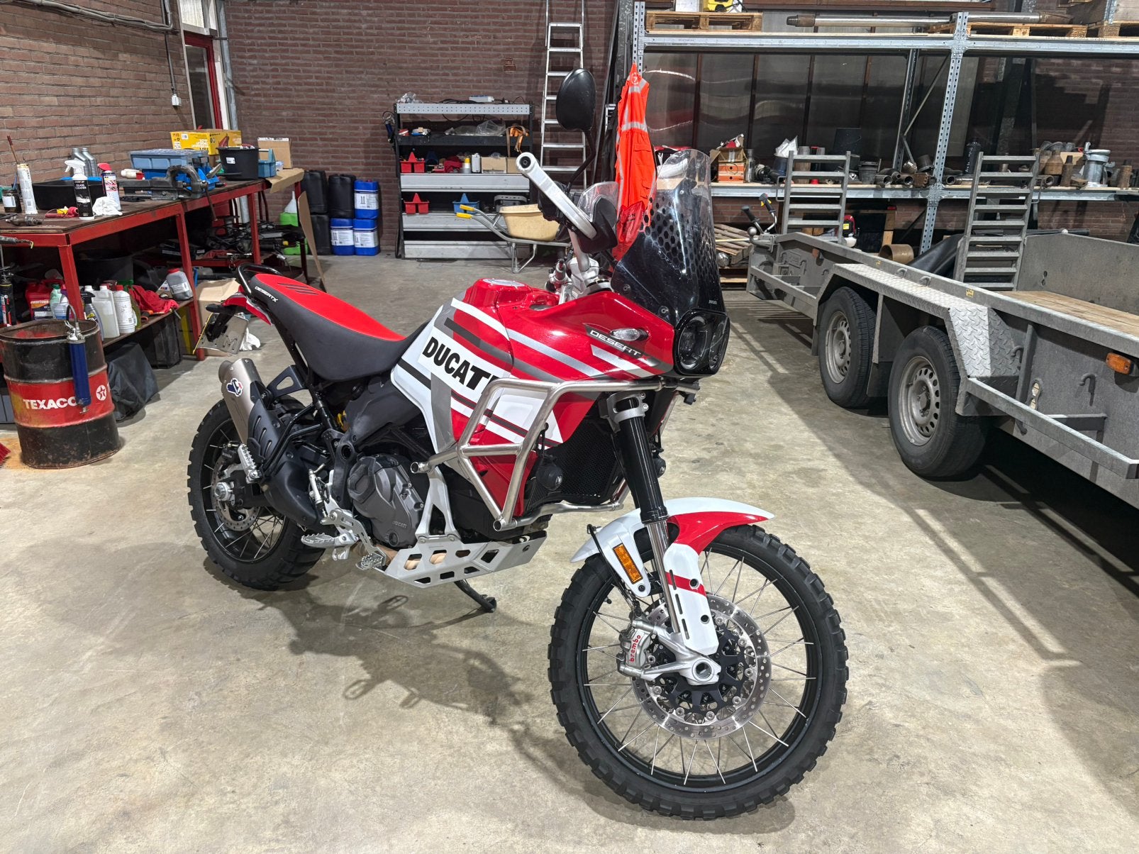 Ducati Desert X 2023 met vele extra’s, Motoren, Motoren | Ducati, 2 cilinders, Gebruikt, Particulier, Meer dan 35 kW