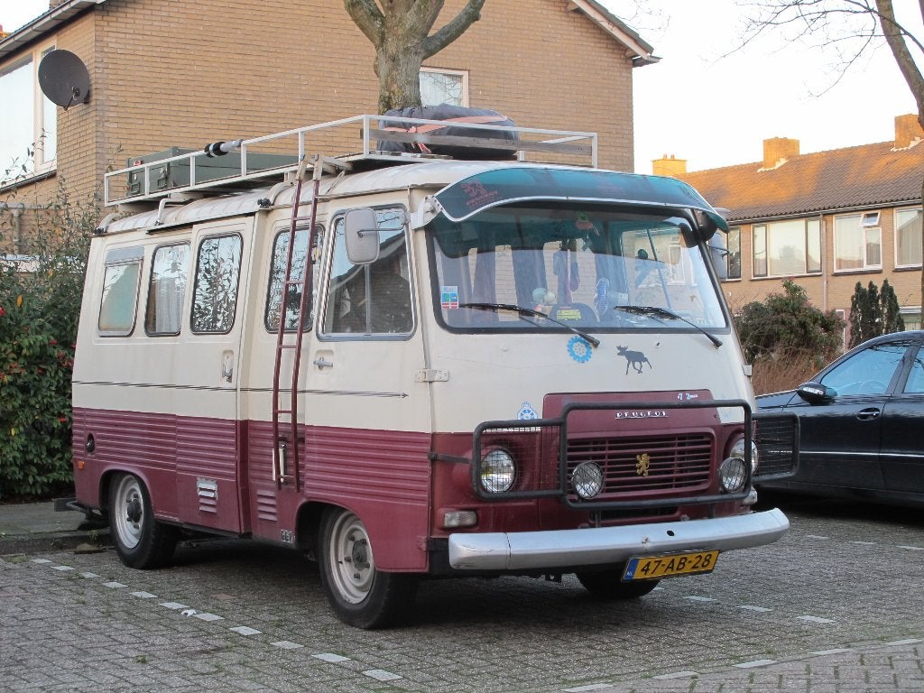 Peugeot J7 Buscamper, Auto's, Bestelauto's, Voorwielaandrijving, 54 pk, 4 cilinders, 1926 kg